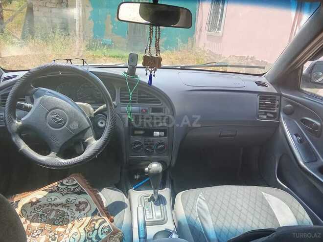 Hyundai Elantra 2001, 300,000 km - 2.0 l - Bakı