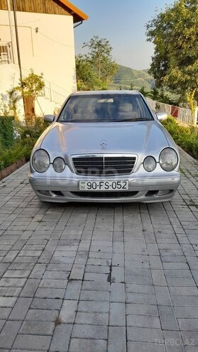 Mercedes E 220 d 2000, 245,500 km - 2.2 l - Bakı