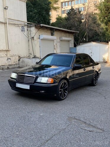 Mercedes C 230 1998, 330,000 km - 2.3 l - Bakı