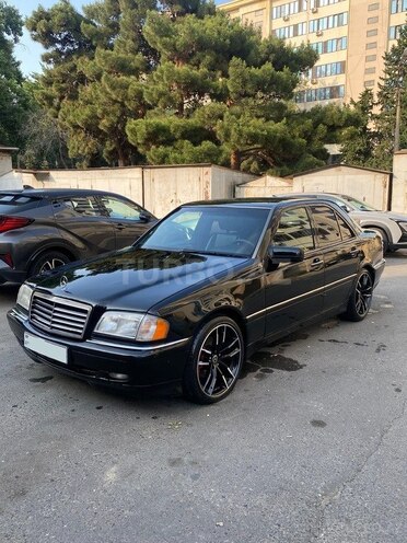 Mercedes C 230 1998, 330,000 km - 2.3 l - Bakı