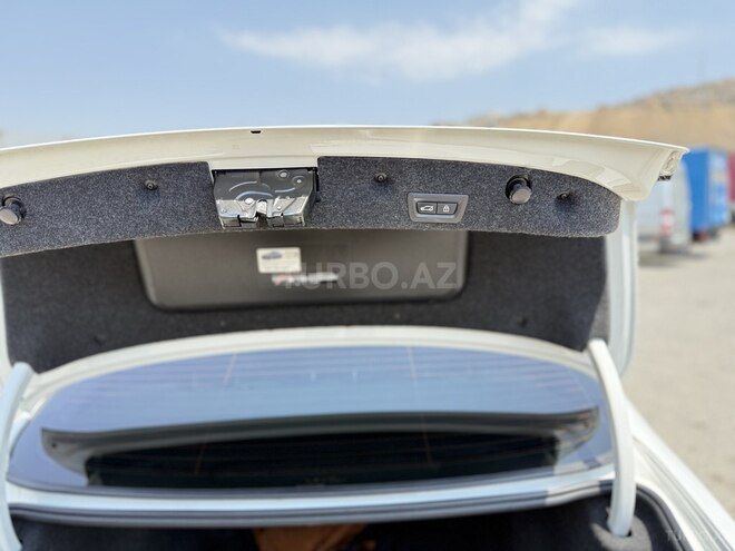 BMW 528 2015, 220,000 km - 2.0 l - Bakı