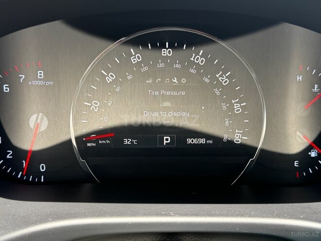 Kia Sorento-12