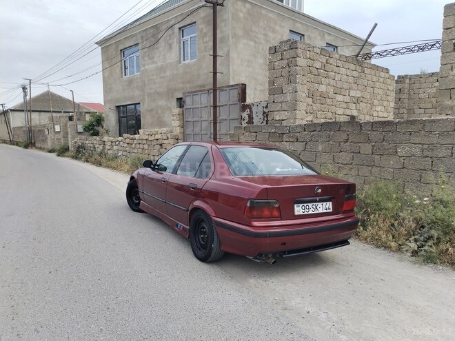 BMW 318 1992, 444,000 km - 1.8 l - Bakı