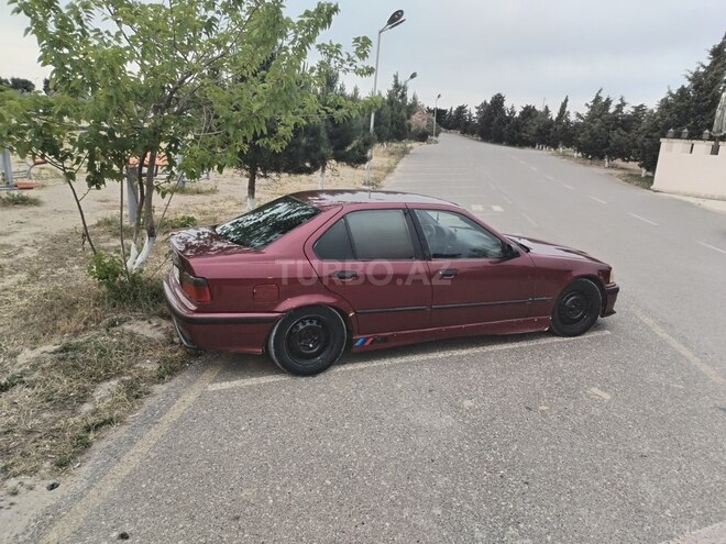 BMW 318 1992, 444,000 km - 1.8 l - Bakı