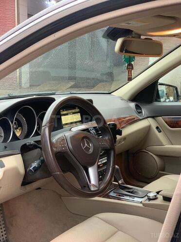Mercedes C 250 2011, 203,000 km - 1.8 l - Bakı