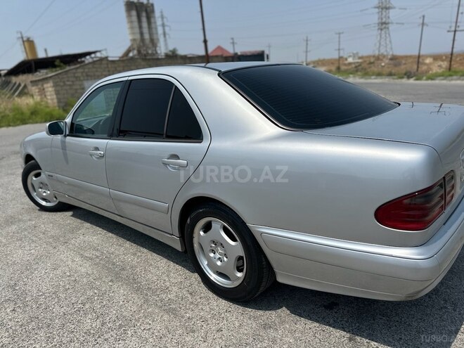 Mercedes E 220 d 2001, 453,448 km - 2.2 l - Bakı