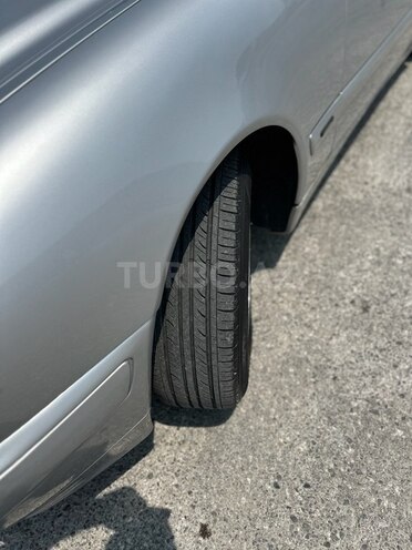 Mercedes E 220 d 2001, 453,448 km - 2.2 l - Bakı