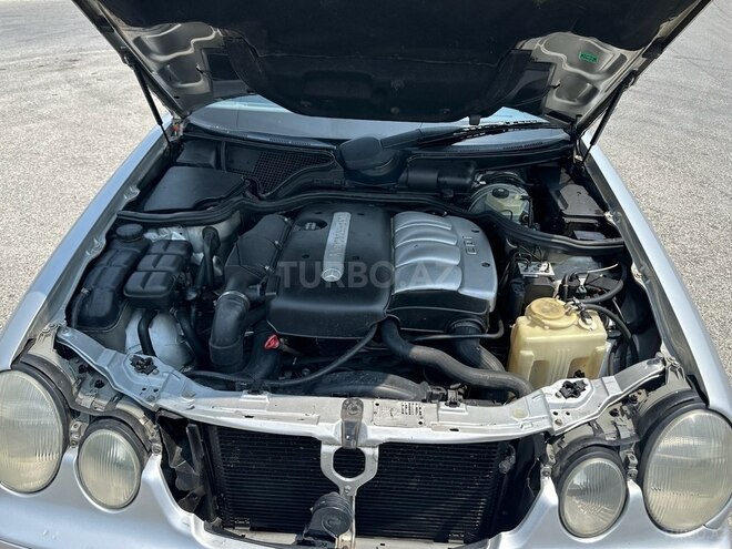 Mercedes E 220 d 2001, 453,448 km - 2.2 l - Bakı