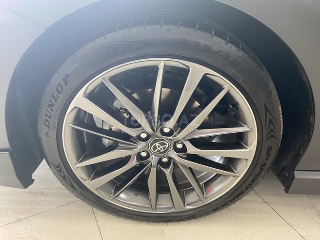 Toyota Camry-10