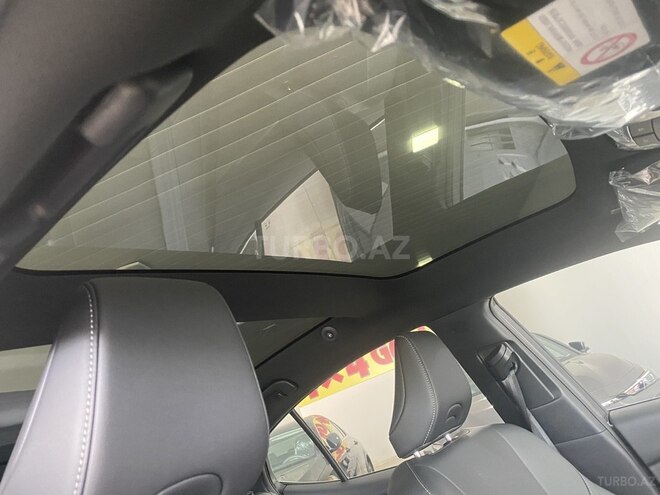 Toyota Camry-12