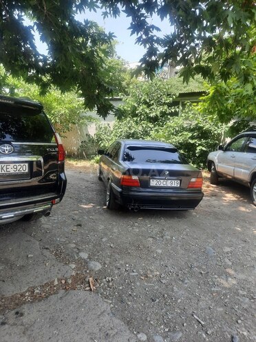 BMW 318 1992, 236,808 km - 1.8 l - Gəncə