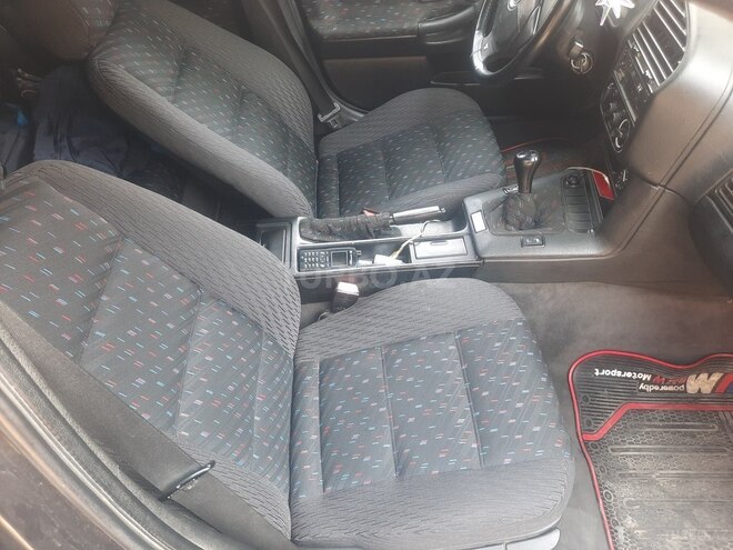 BMW 318 1992, 236,808 km - 1.8 l - Gəncə