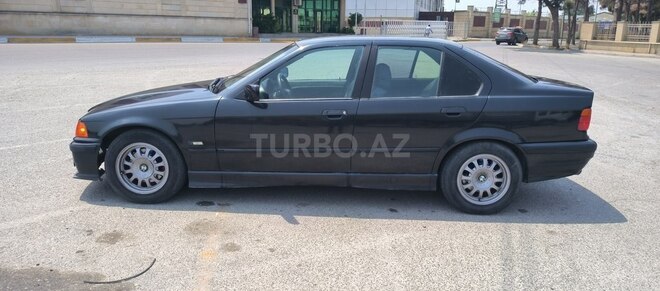 BMW 320 1993, 300,000 km - 2.0 l - Bakı