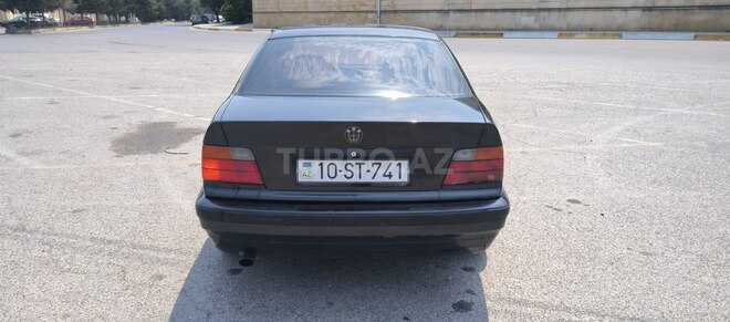 BMW 320 1993, 300,000 km - 2.0 l - Bakı