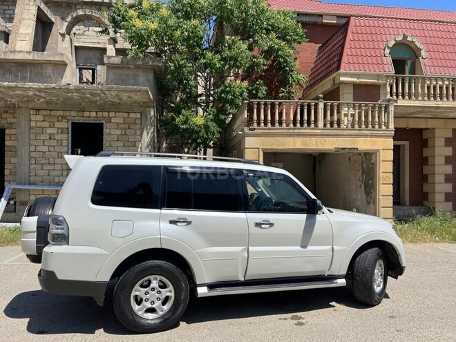 Mitsubishi Pajero 2007, 362,000 km - 3.0 л - Bakı