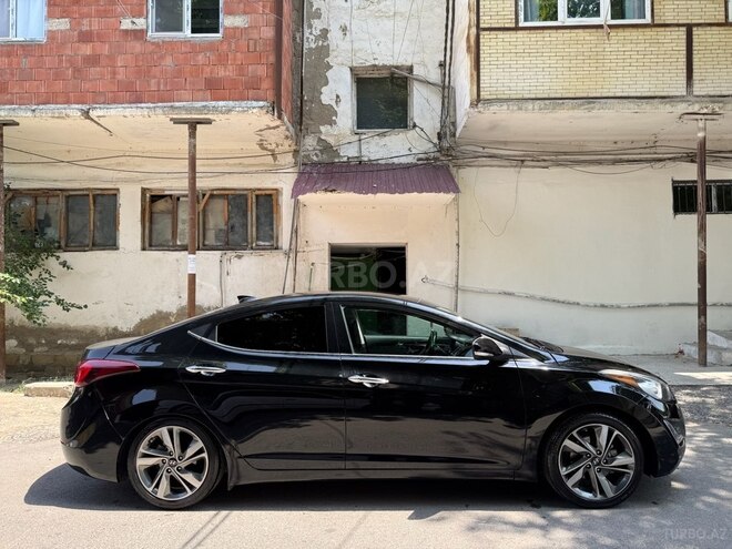 Hyundai Elantra 2015, 199,559 km - 1.8 л - Bakı