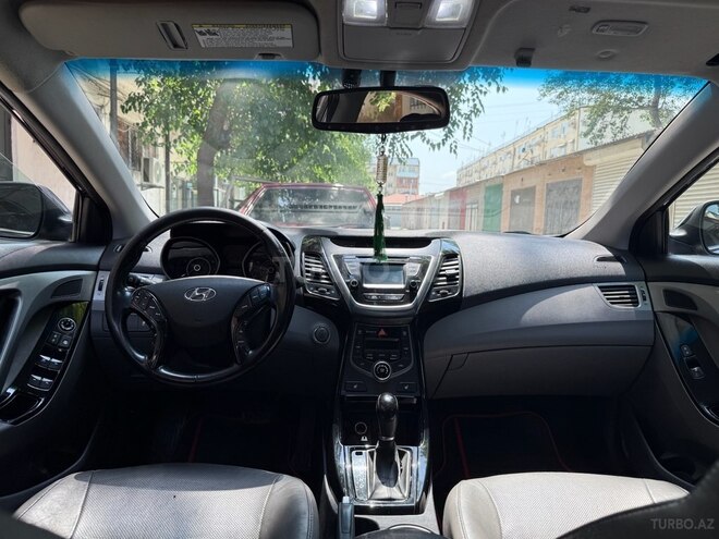 Hyundai Elantra 2015, 199,559 km - 1.8 л - Bakı