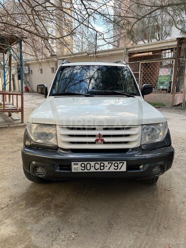 Mitsubishi Pajero io 2003, 201,993 km - 2.0 л - Bakı
