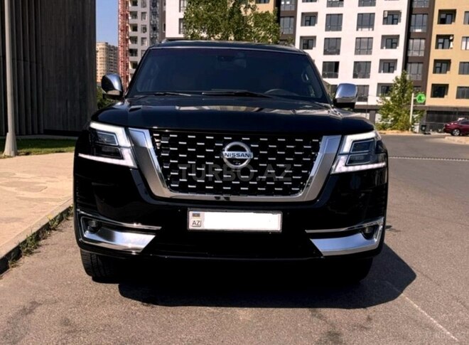 Nissan Patrol 2010, 194,000 km - 5.6 l - Bakı