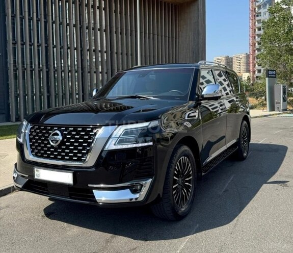 Nissan Patrol 2010, 194,000 km - 5.6 l - Bakı