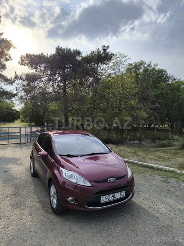 Ford Fiesta 2009, 136,000 km - 1.4 l - Bakı