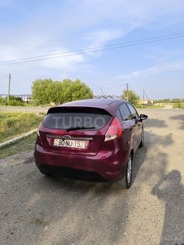 Ford Fiesta 2009, 136,000 km - 1.4 l - Bakı