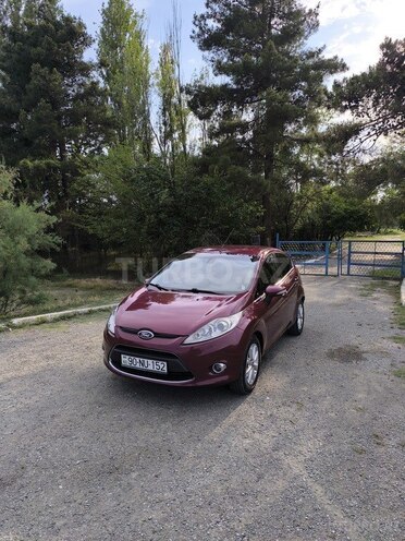 Ford Fiesta 2009, 136,000 km - 1.4 l - Bakı