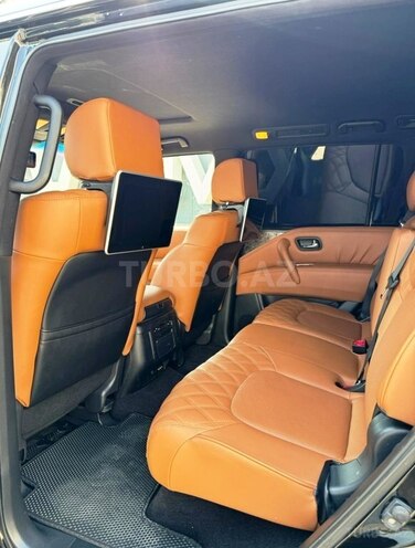 Nissan Patrol 2010, 194,000 km - 5.6 l - Bakı