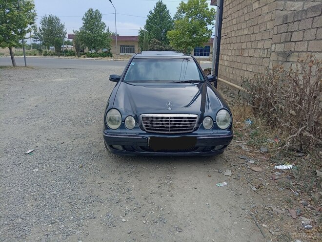 Mercedes C 320 2000, 265,000 km - 3.2 l - Bakı