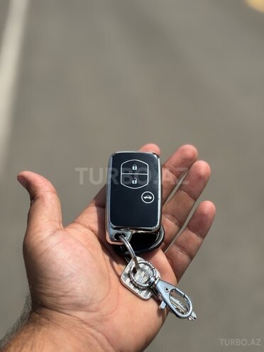Toyota Prius 2015, 511,771 km - 1.8 л - Gəncə
