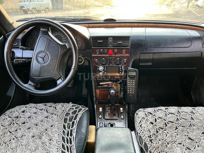 Mercedes C 240 1998, 300,844 km - 2.4 l - Şamaxı