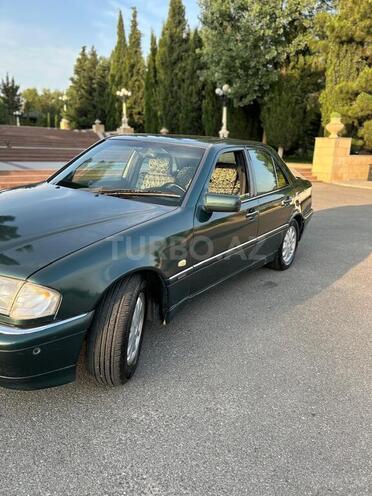 Mercedes C 240 1998, 300,844 km - 2.4 l - Şamaxı