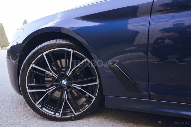BMW 530-8