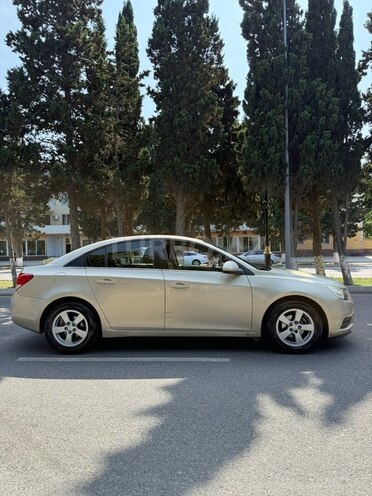 Chevrolet Cruze 2011, 235,000 km - 1.4 l - Sumqayıt