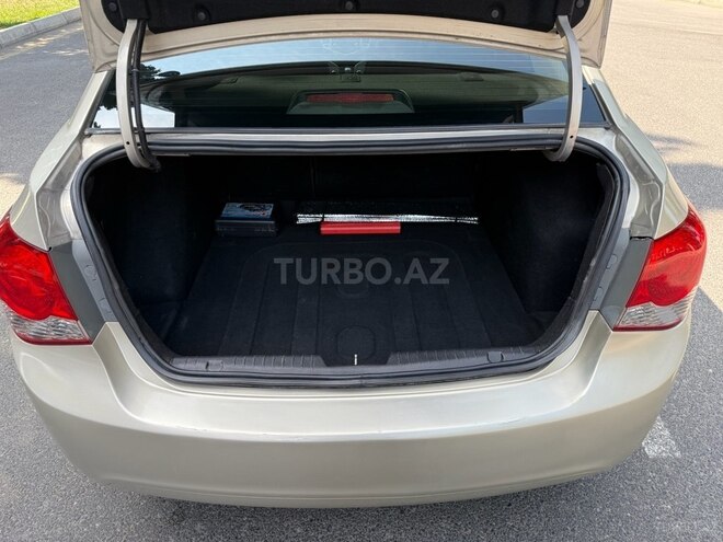 Chevrolet Cruze 2011, 235,000 km - 1.4 l - Sumqayıt