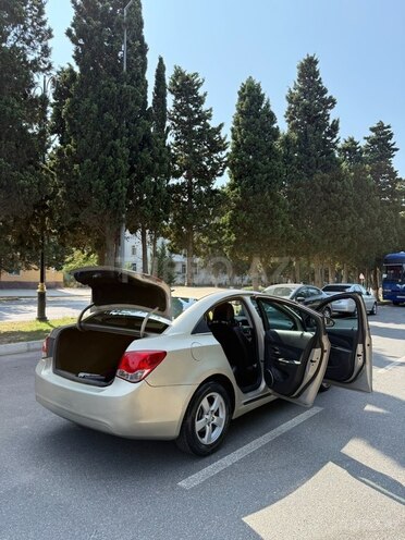 Chevrolet Cruze 2011, 235,000 km - 1.4 l - Sumqayıt