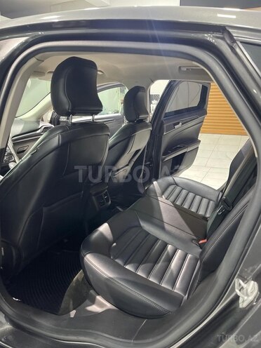 Ford Fusion (North America)-10