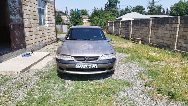 Opel Vectra 1997, 278,452 km - 1.6 l - Masallı