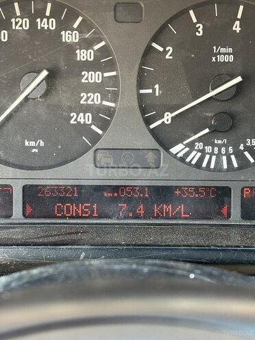 BMW 528 1997, 270,000 km - 2.8 l - Bakı