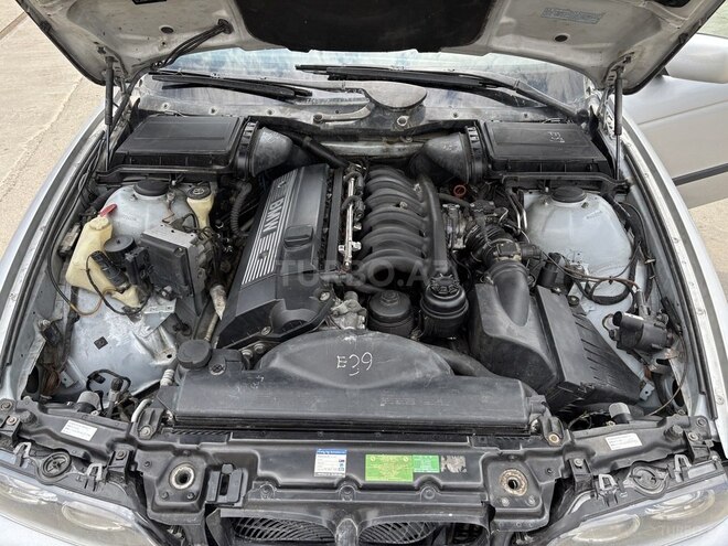 BMW 528 1997, 270,000 km - 2.8 l - Bakı
