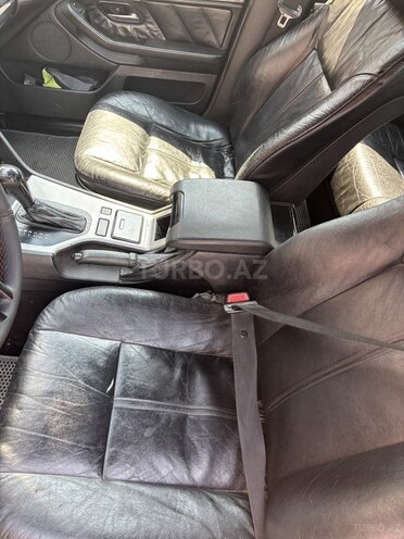 BMW 528 1997, 270,000 km - 2.8 l - Bakı