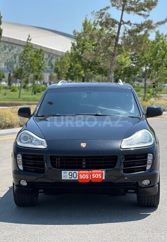 Porsche Cayenne-1