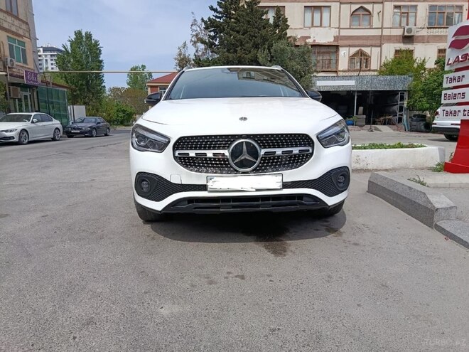Mercedes GLA 250 2021, 532,525 km - 2.0 л - Bakı