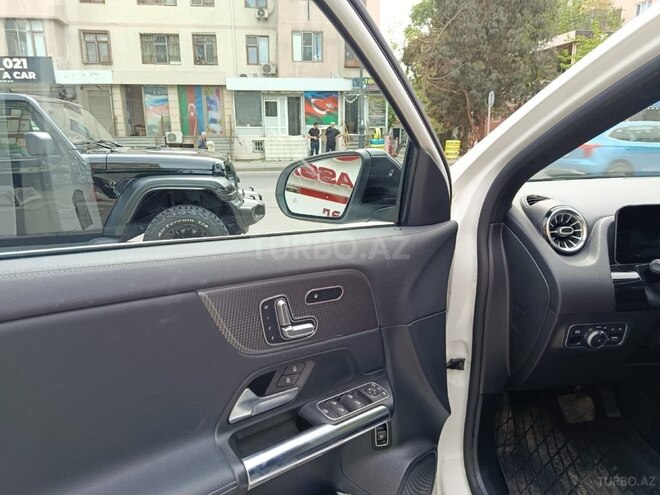Mercedes GLA 250 2021, 532,525 km - 2.0 л - Bakı
