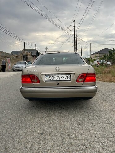 Mercedes E 240 1998, 345,320 km - 2.4 l - Bakı