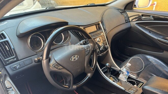 Hyundai Sonata 2010, 330,000 km - 2.4 l - Bakı