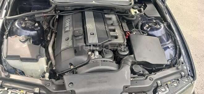 BMW 320 2001, 268,213 km - 2.2 l - Bakı