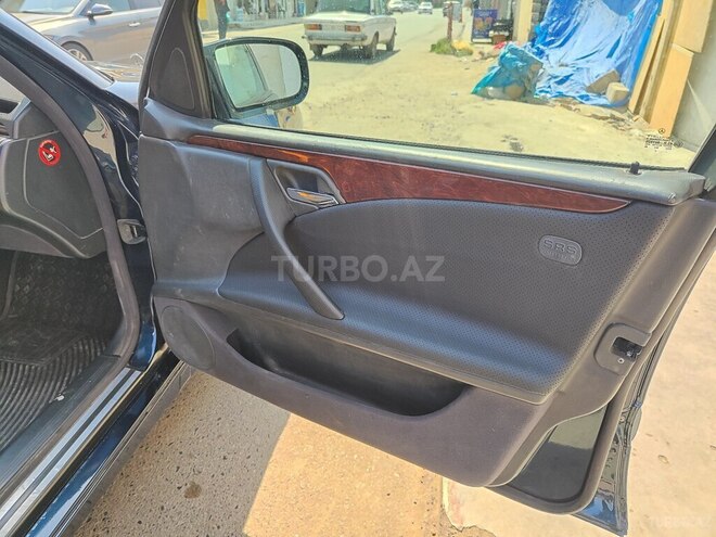 Mercedes E 220 d 2000, 370,700 km - 2.2 l - Sabirabad