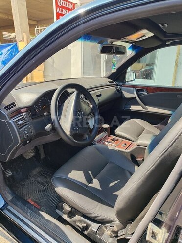 Mercedes E 220 d 2000, 370,700 km - 2.2 l - Sabirabad