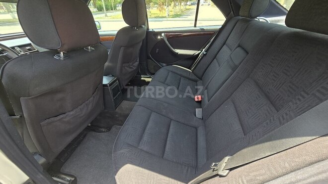 Mercedes C 180 2019, 190,010 km - 1.8 л - Sumqayıt